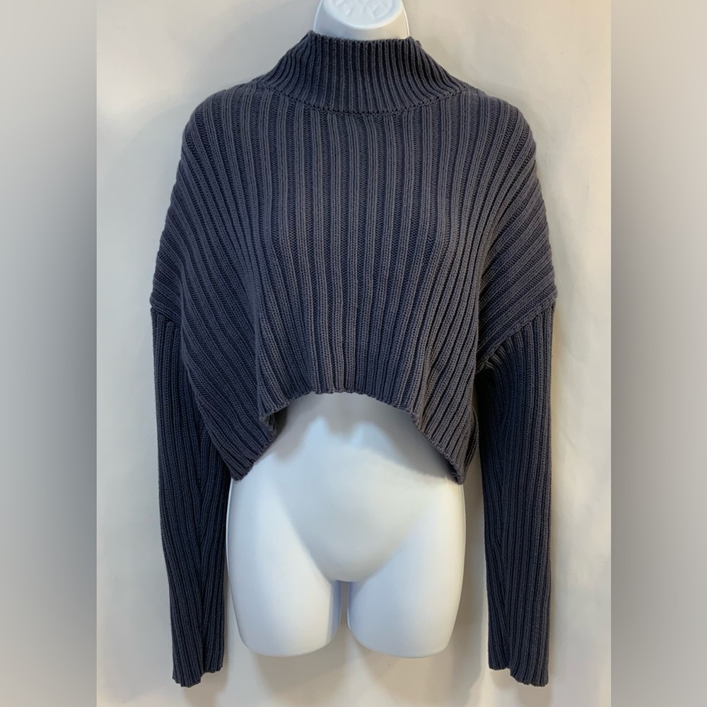 Zara Women’s Blue Gray Ribbed Sweater